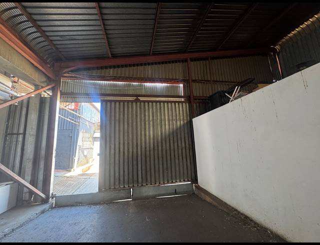 715M² WAREHOUSE TO LET IN WYNBERG